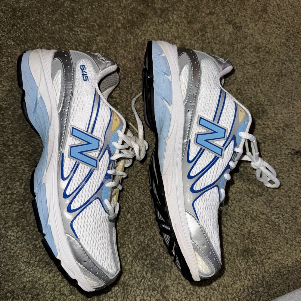 New Balance 645 Sneakers
